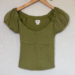 BDG Charlie Puff Sleeve Fitted Crop Top in Light Green